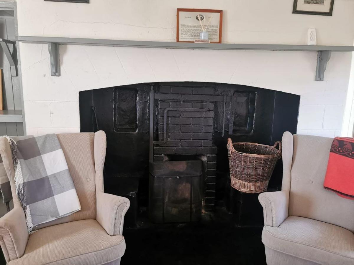 Corofin Lake Cottages Bagian luar foto